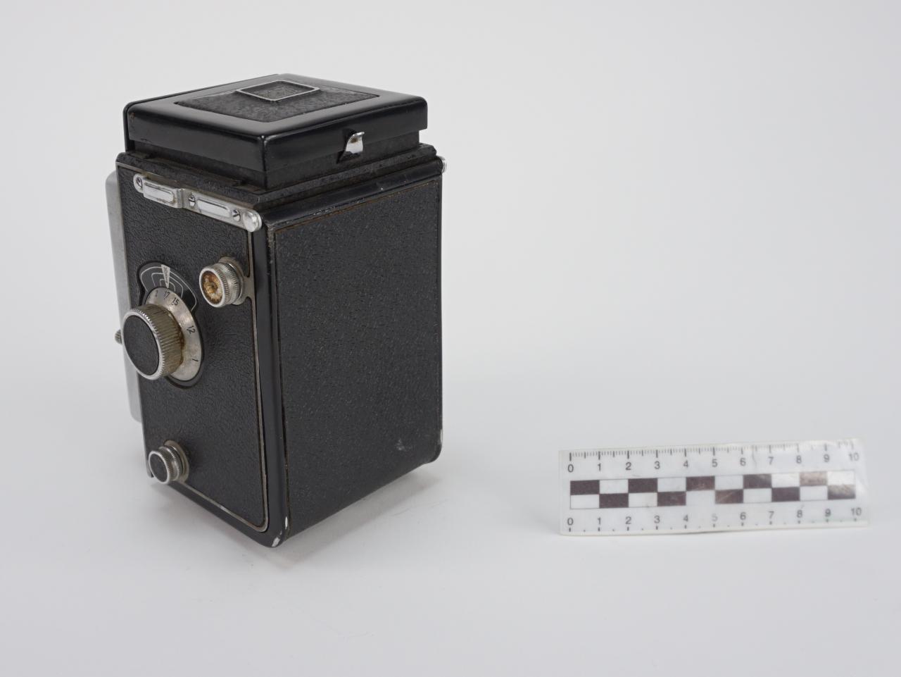 APARAT FOTOGRAFICZNY ANALOGOWY