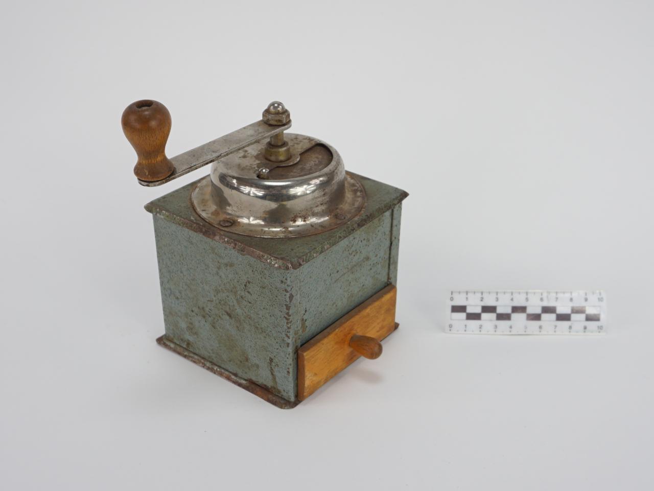 SPICE GRINDER