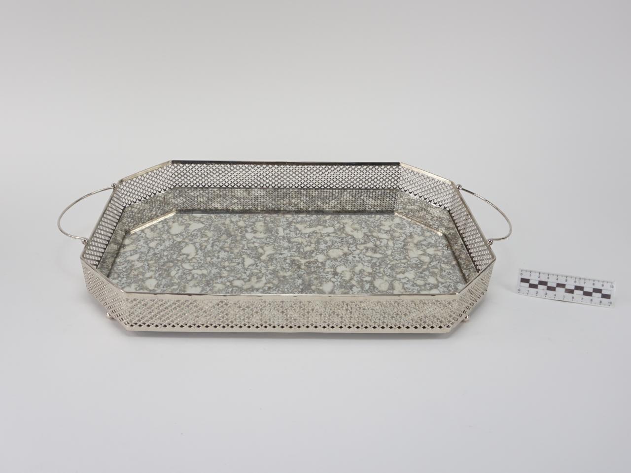 TRAY