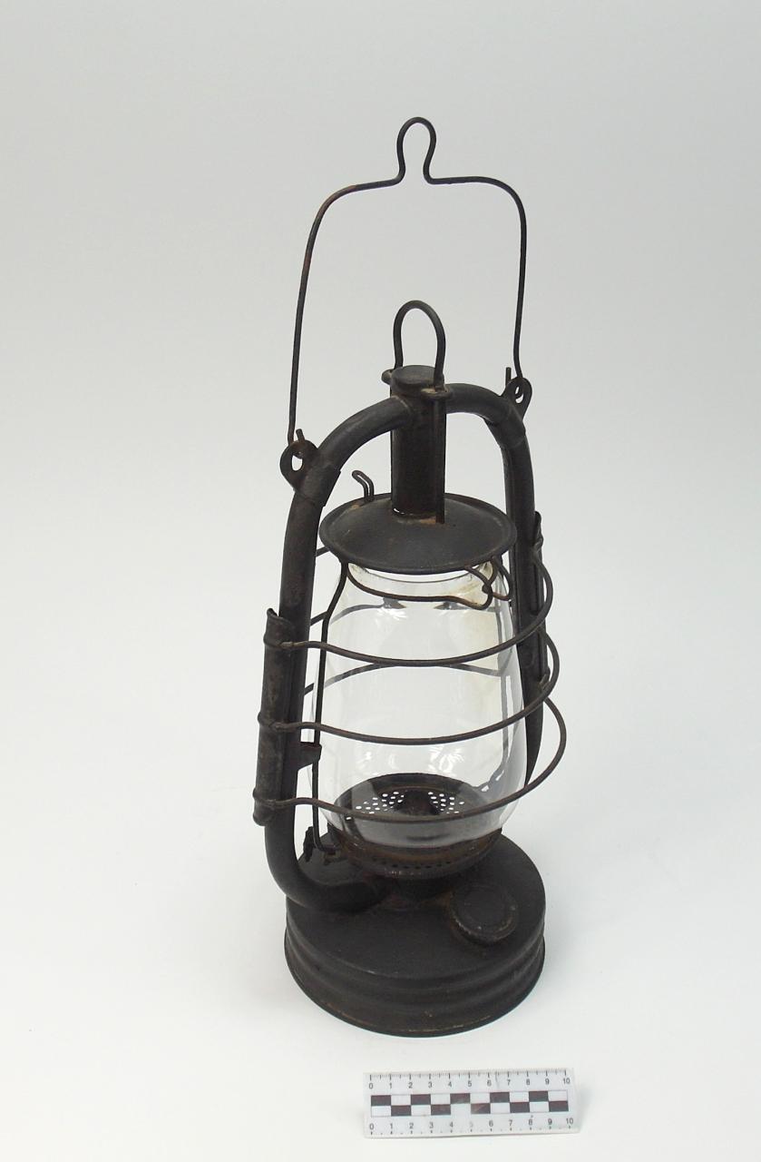 LAMPA NAFTOWA