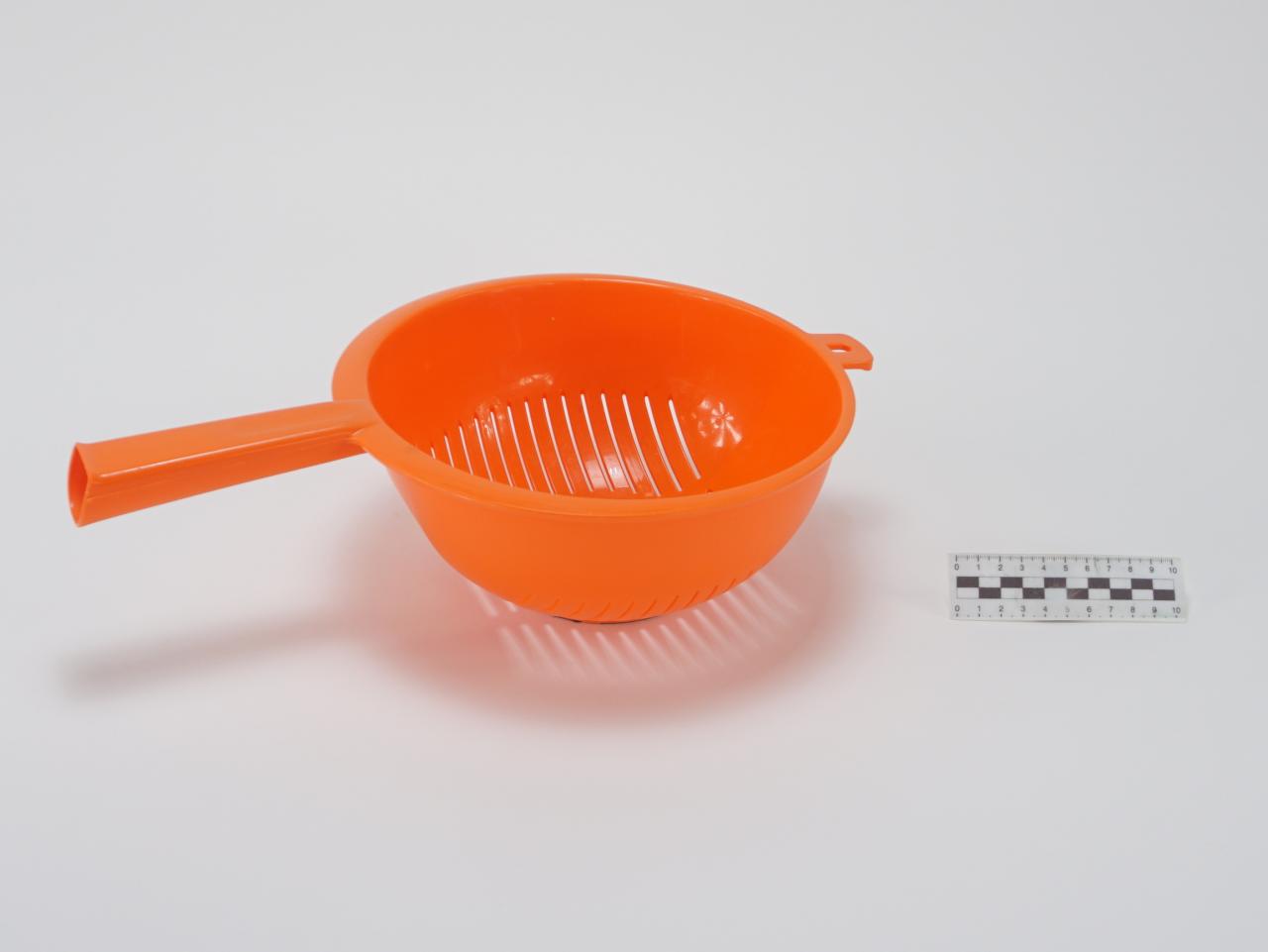 COLANDER