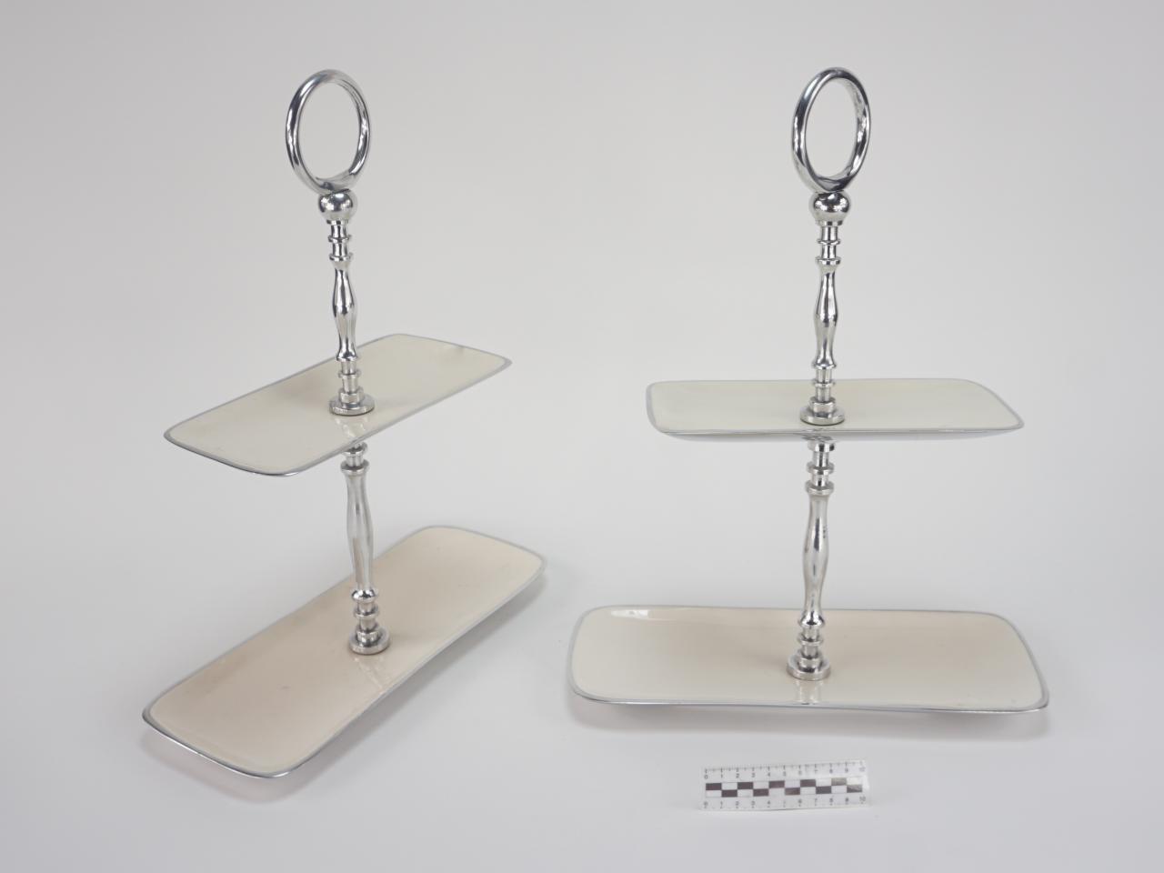 CAKE STAND