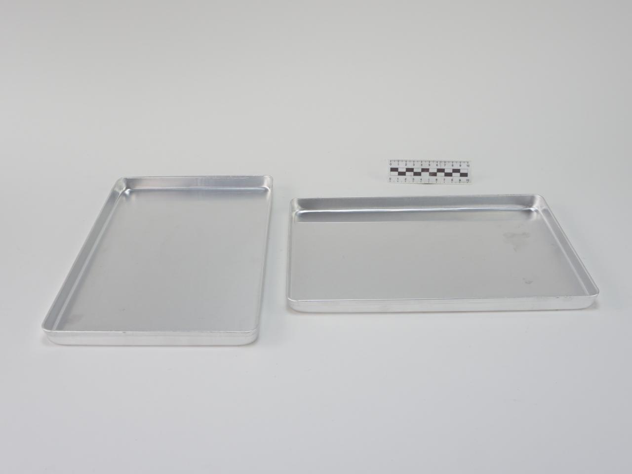 TRAY