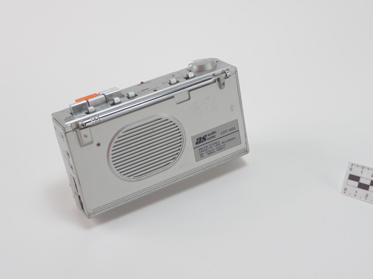 DICTAPHONE WALKMAN RADIO
