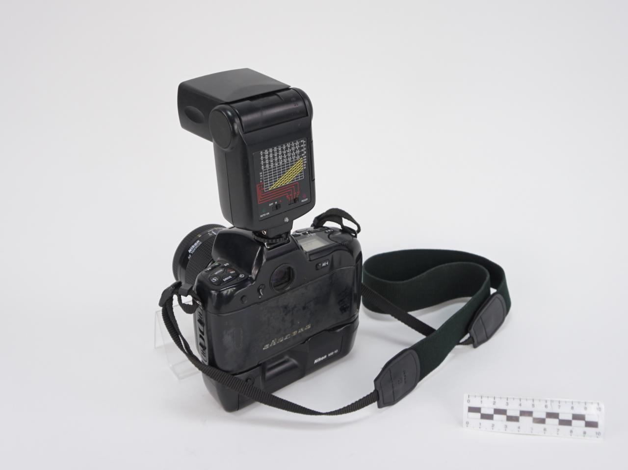 APARAT FOTOGRAFICZNY ANALOGOWY