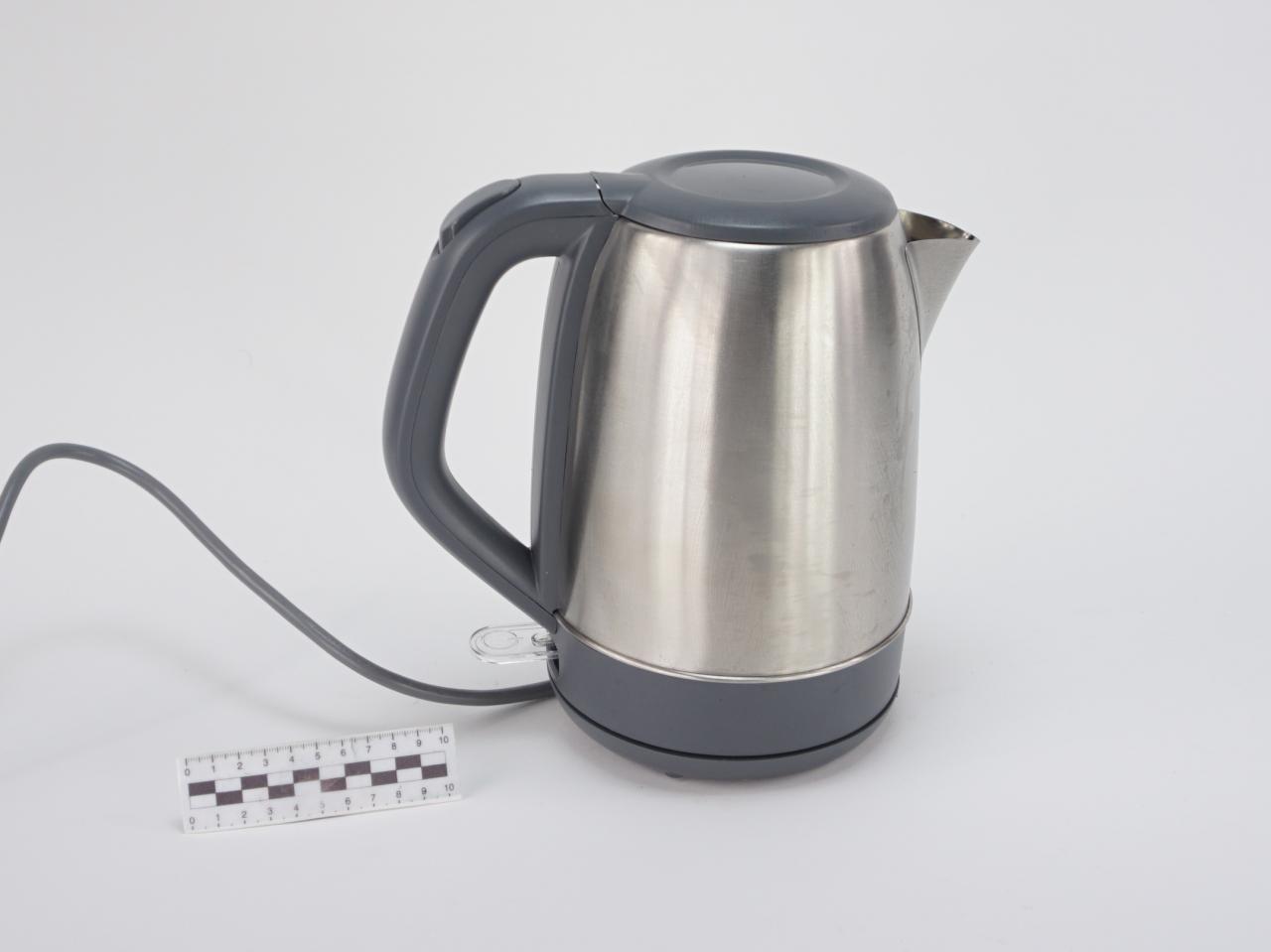 ELECTRIC KETTLE