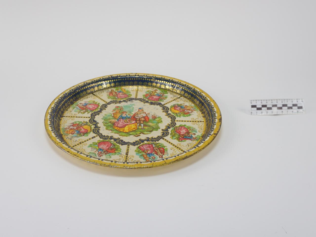 TRAY