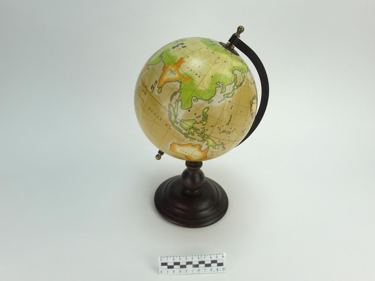 GLOBUS