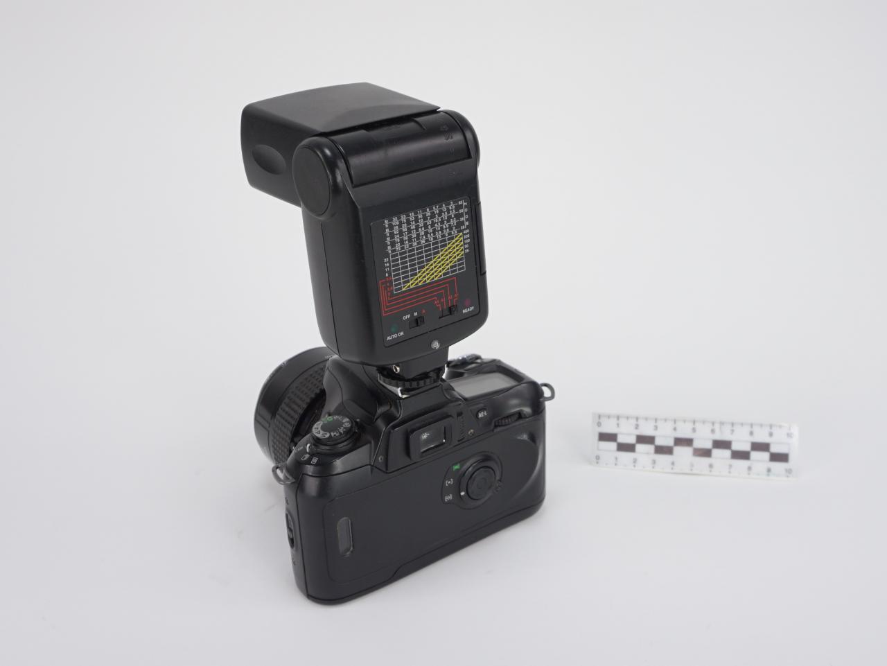 ANALOG PHOTOGRAPHIC CAMERA