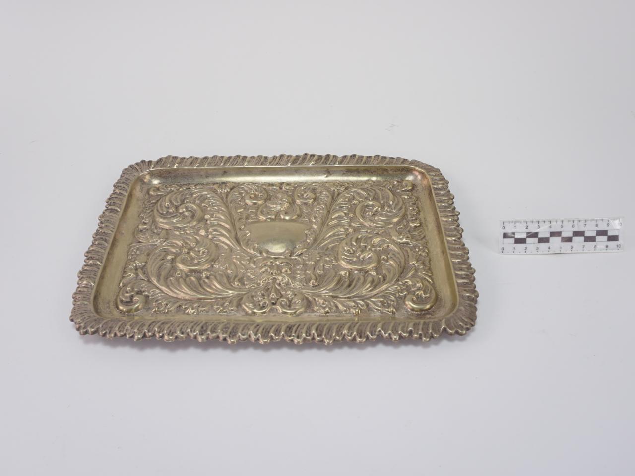 TRAY