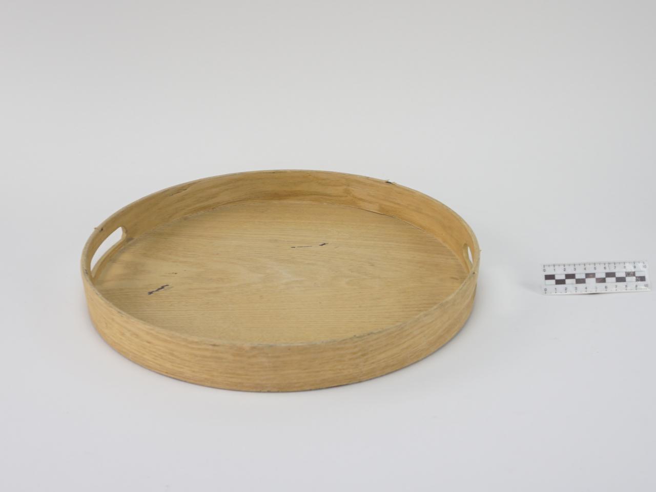 TRAY