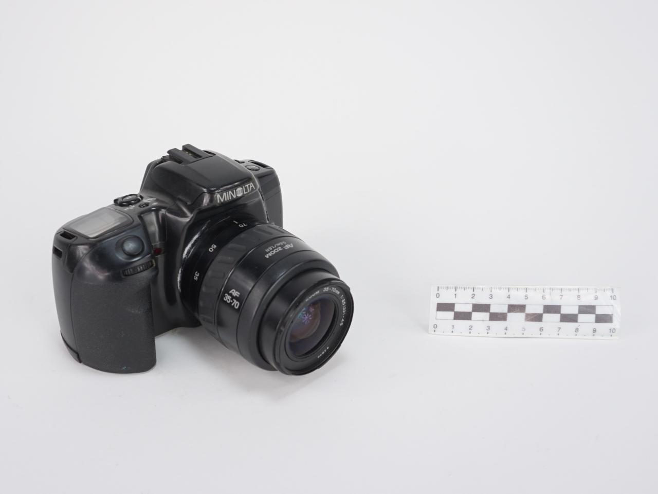 APARAT FOTOGRAFICZNY ANALOGOWY