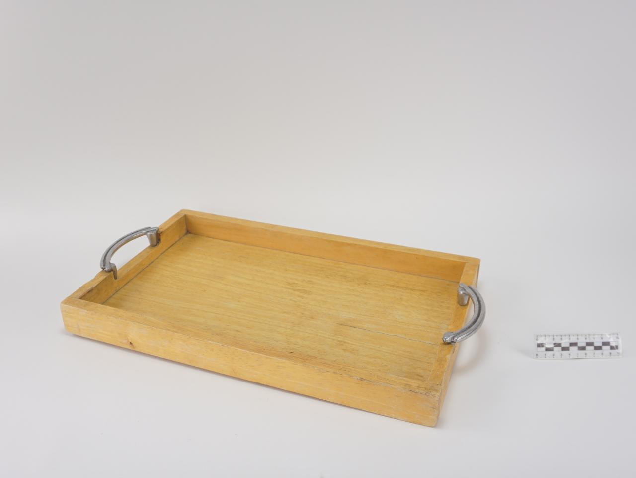 TRAY