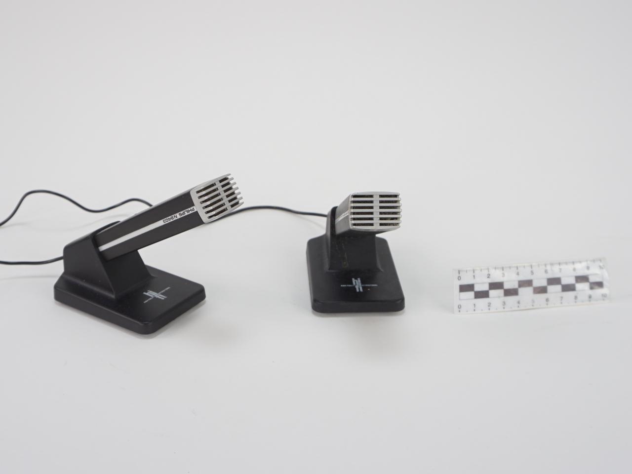 MICROPHONE