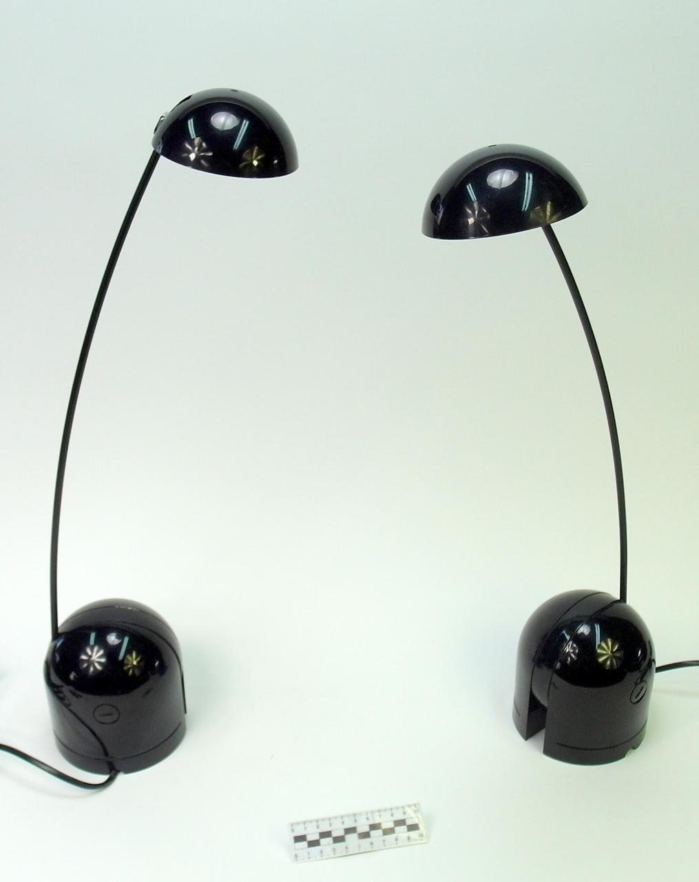 DESK LAMP