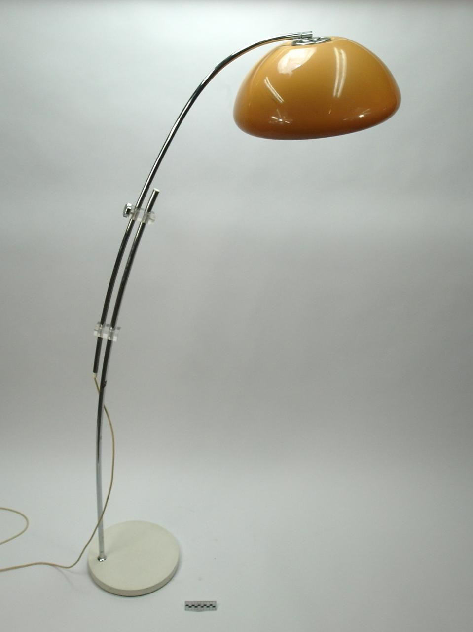 LAMPA PODŁOGOWA