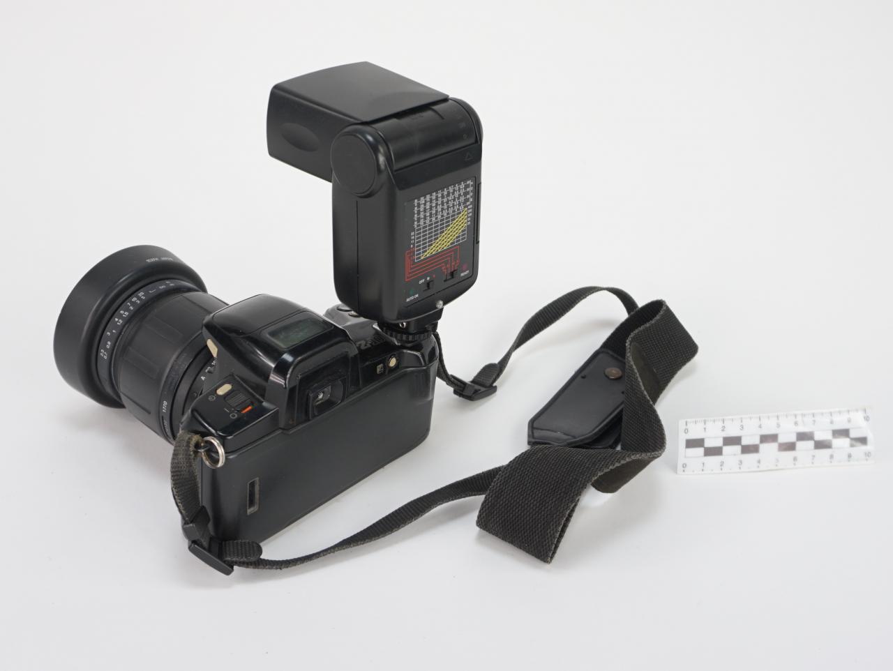 APARAT FOTOGRAFICZNY ANALOGOWY