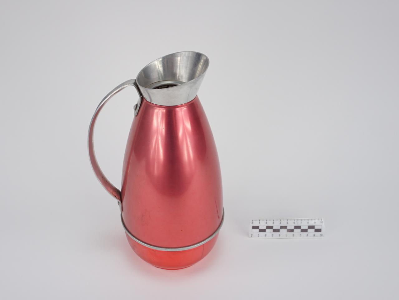 THERMOS