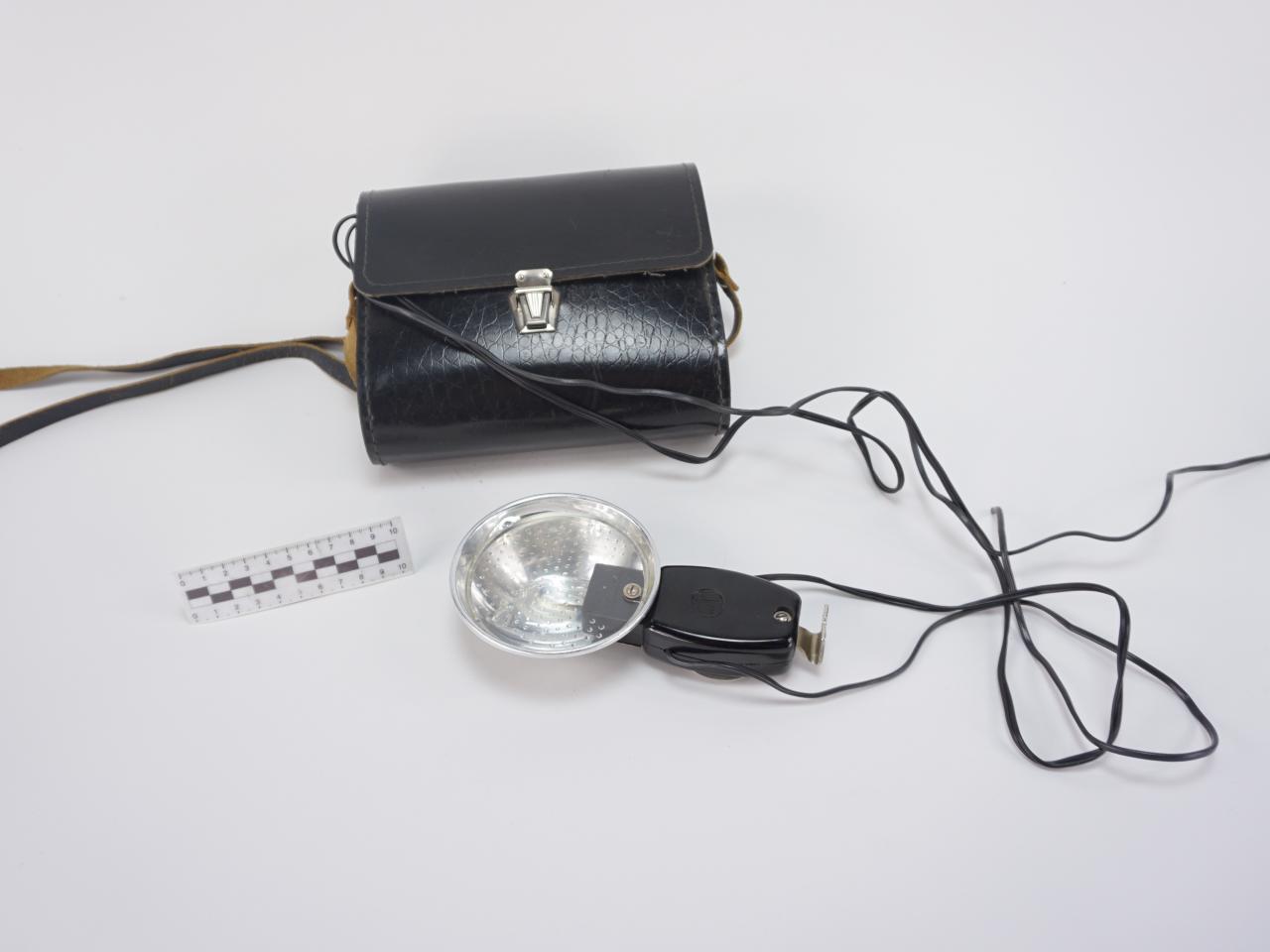 LAMPA BŁYSKOWA
