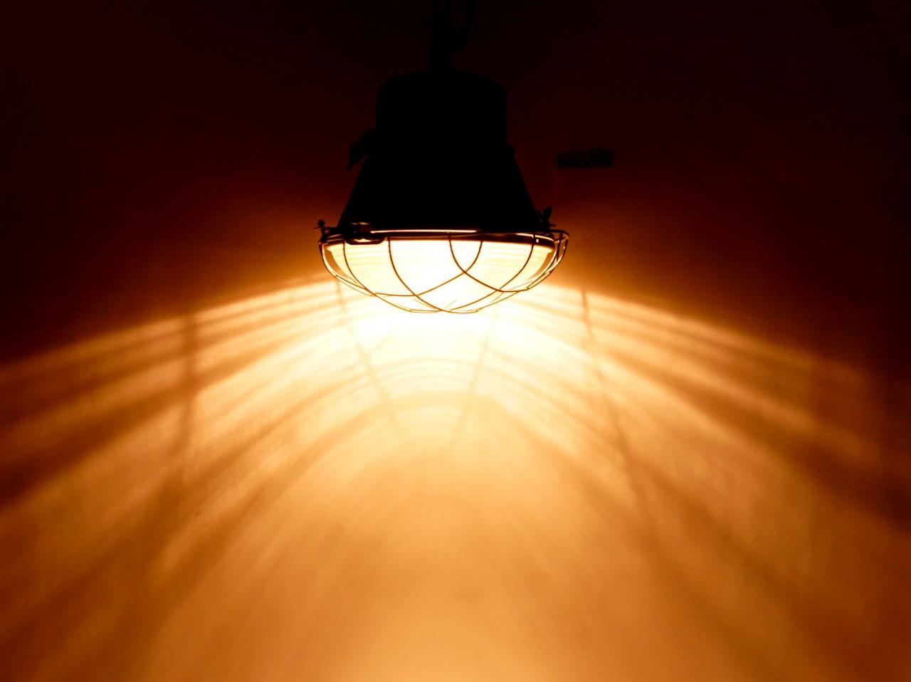 LAMPA PRZEMYSŁOWA