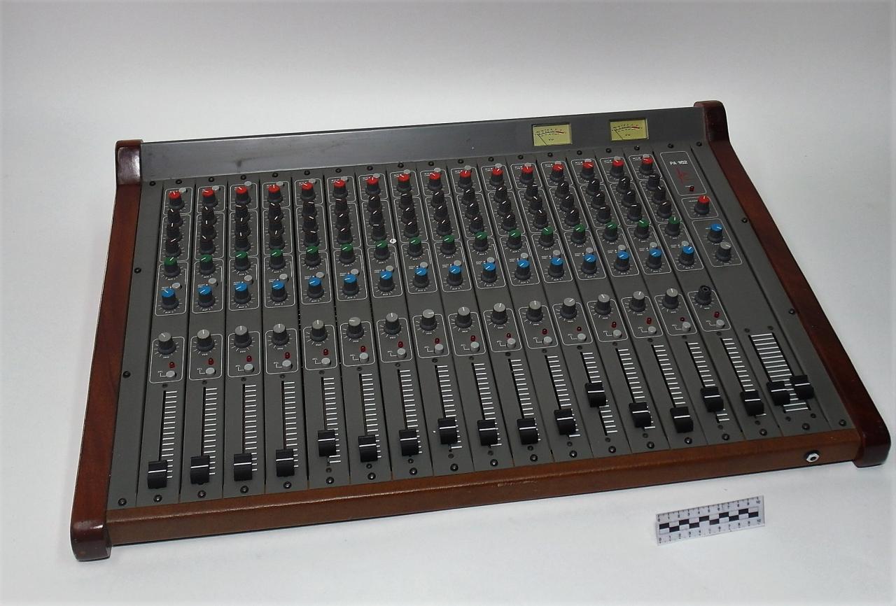 DJ MIXER