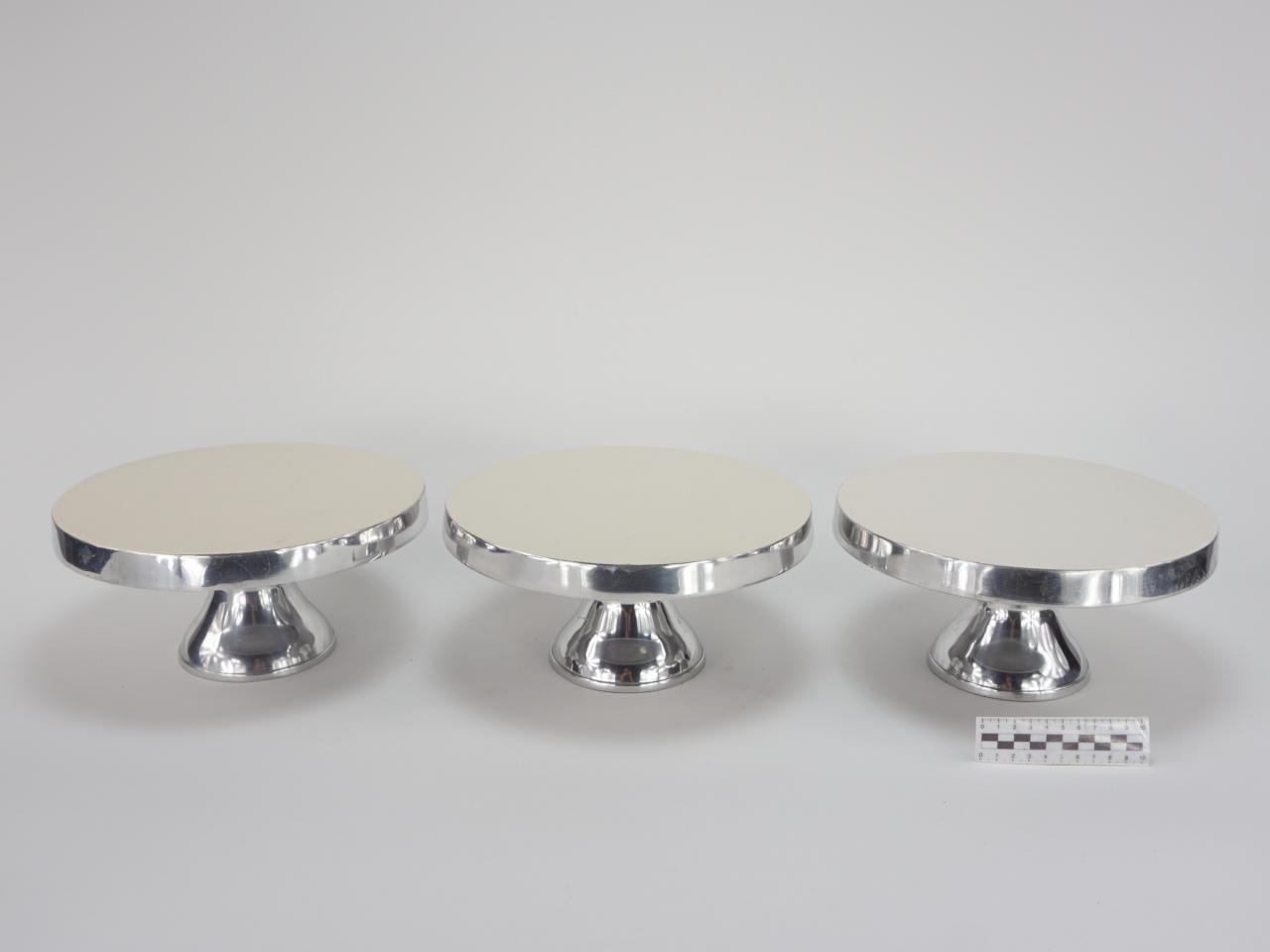 CAKE STAND