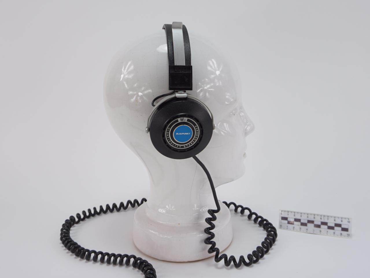 HEADPHONES