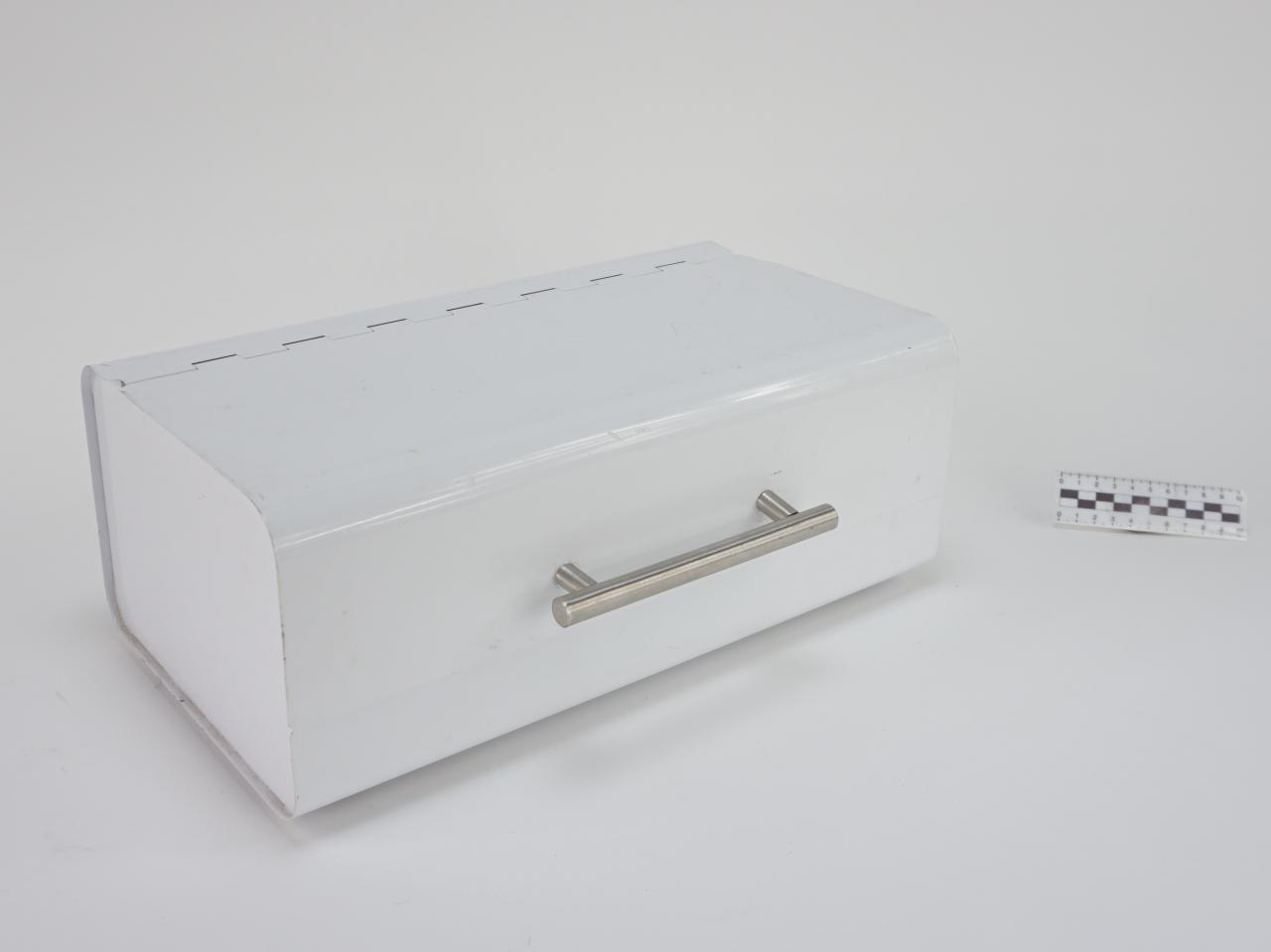 BREAD BOX