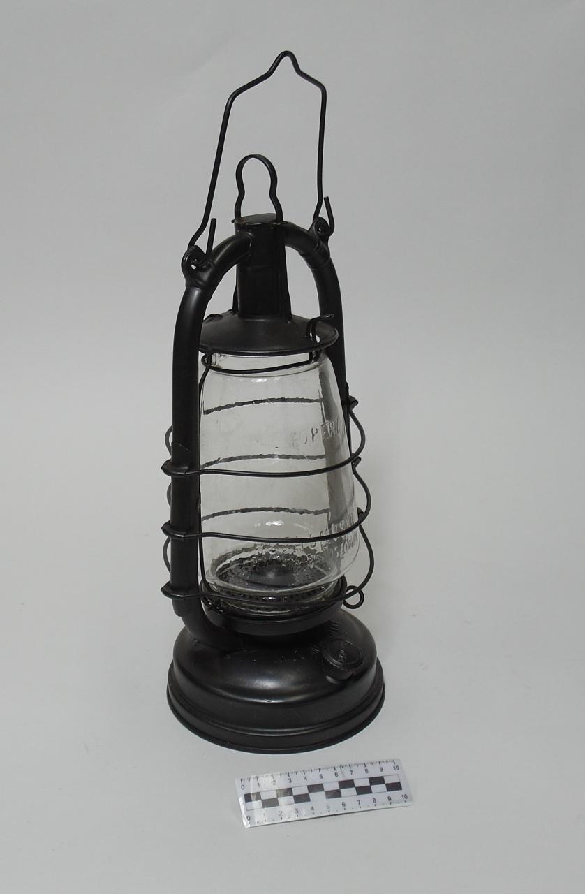 LAMPA NAFTOWA