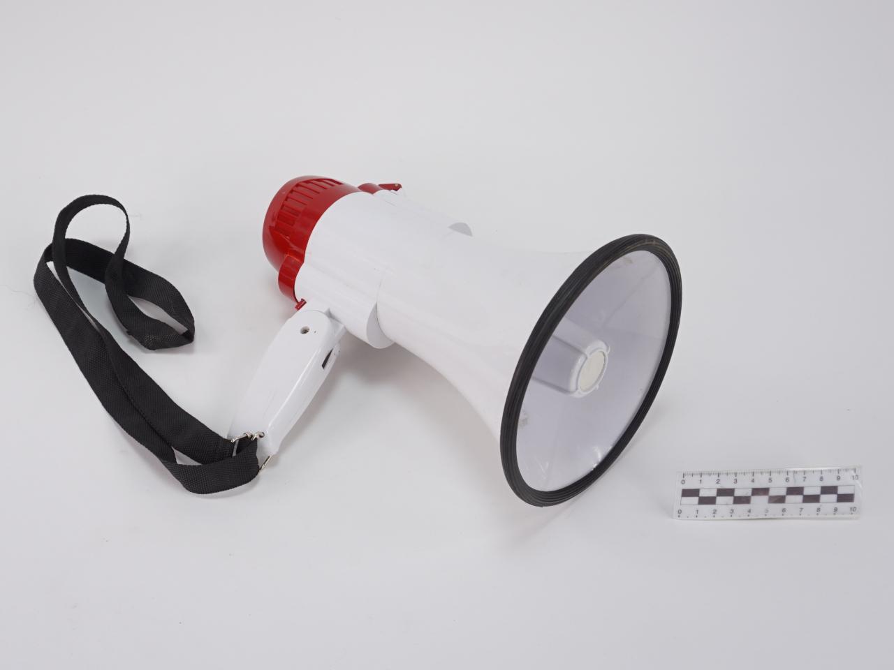 MEGAPHONE