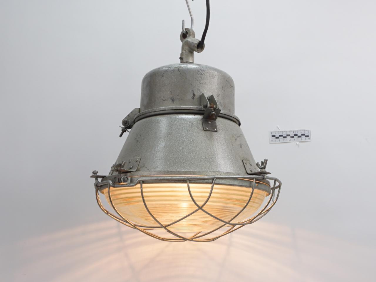 LAMPA PRZEMYSŁOWA