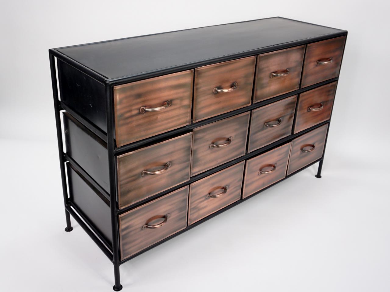 CHEST OF DRAWERS