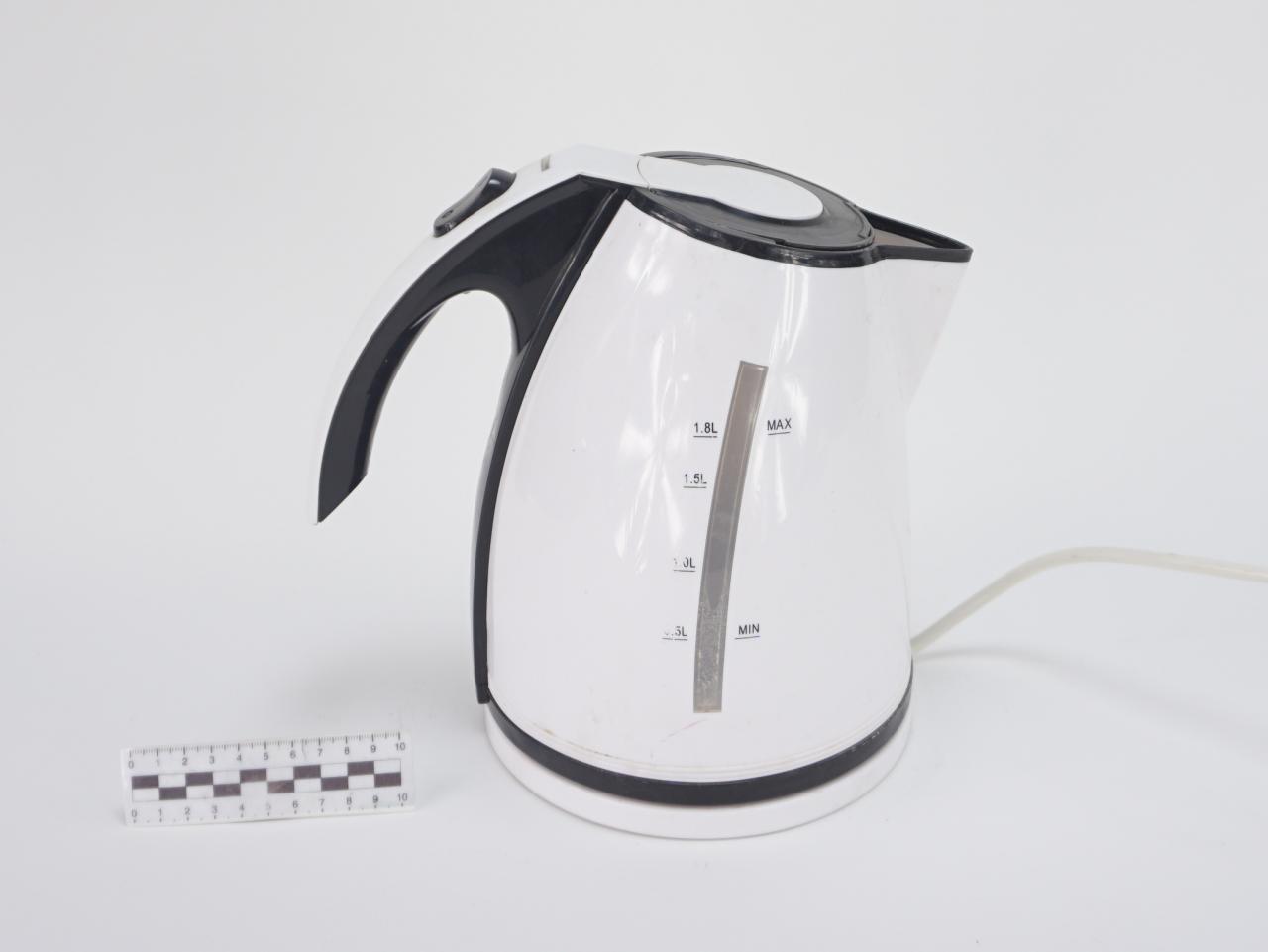 ELECTRIC KETTLE