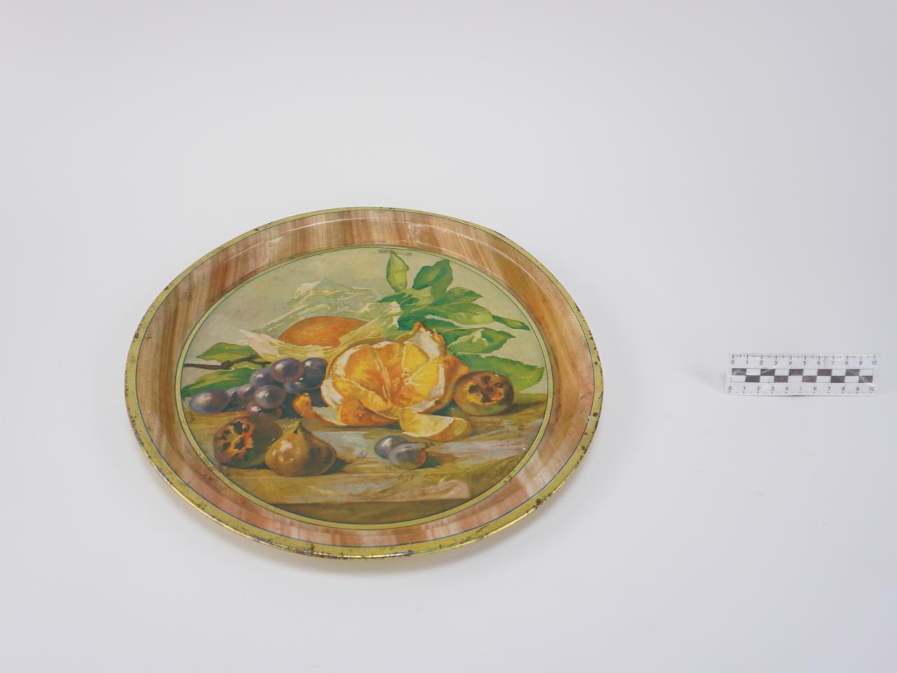 TRAY