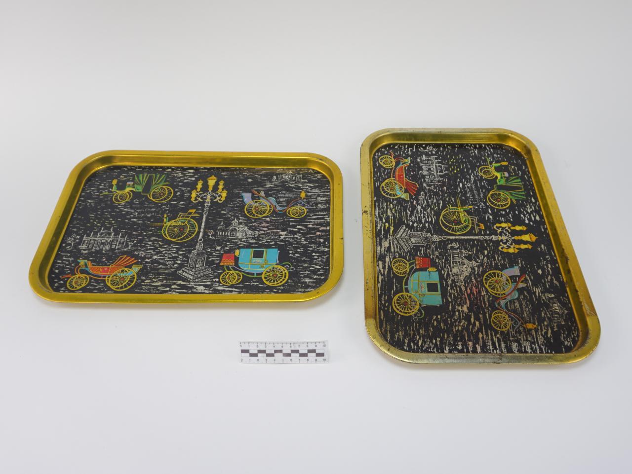 TRAY