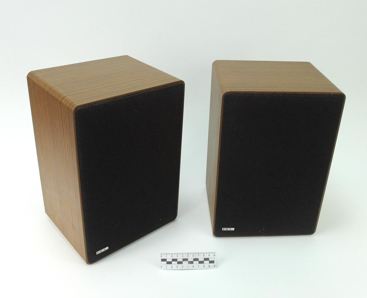 SPEAKERS