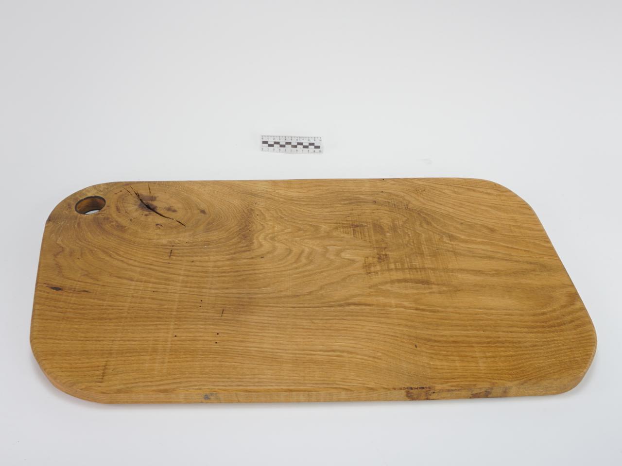 CUTTING BOARD