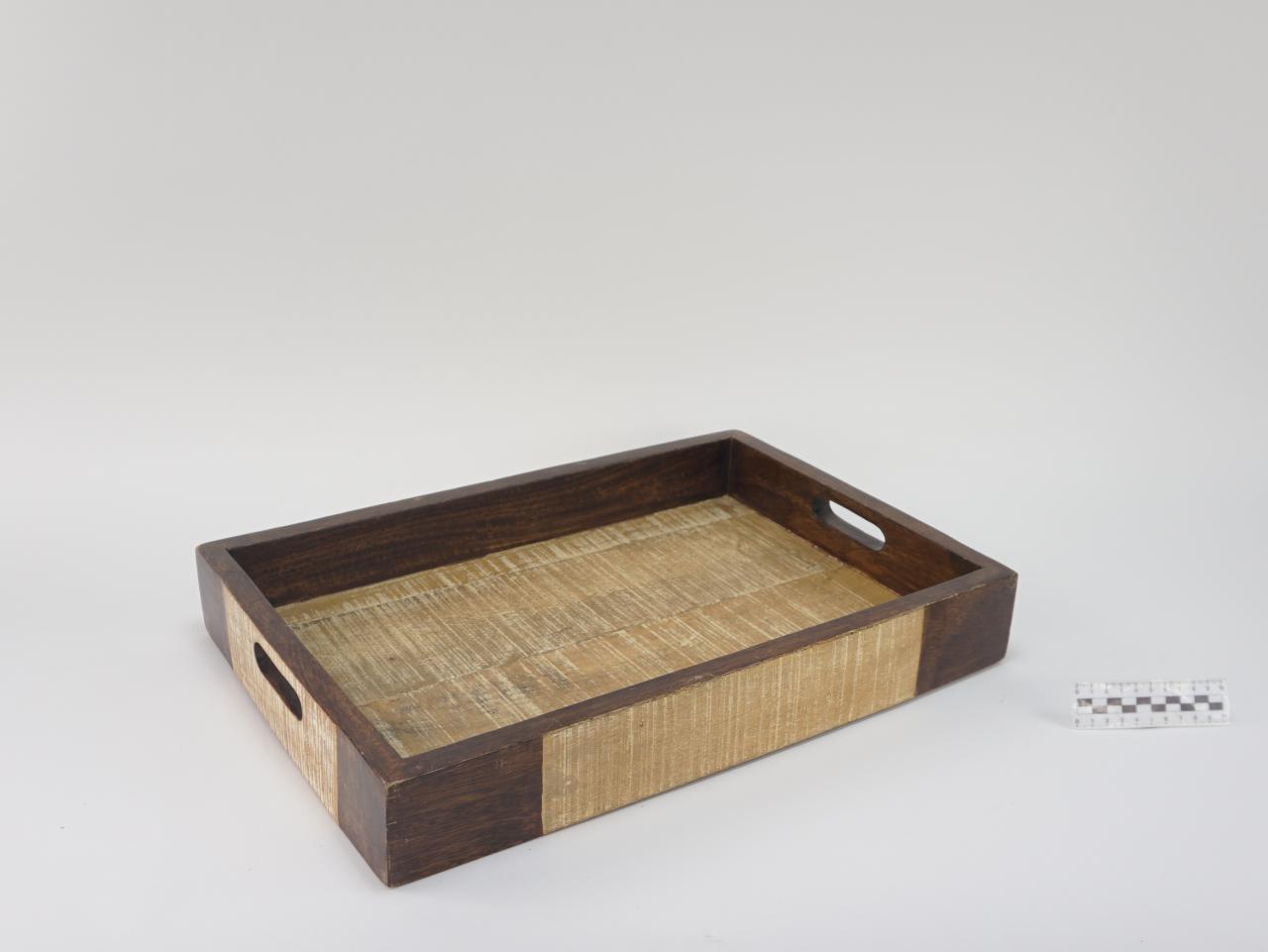 TRAY