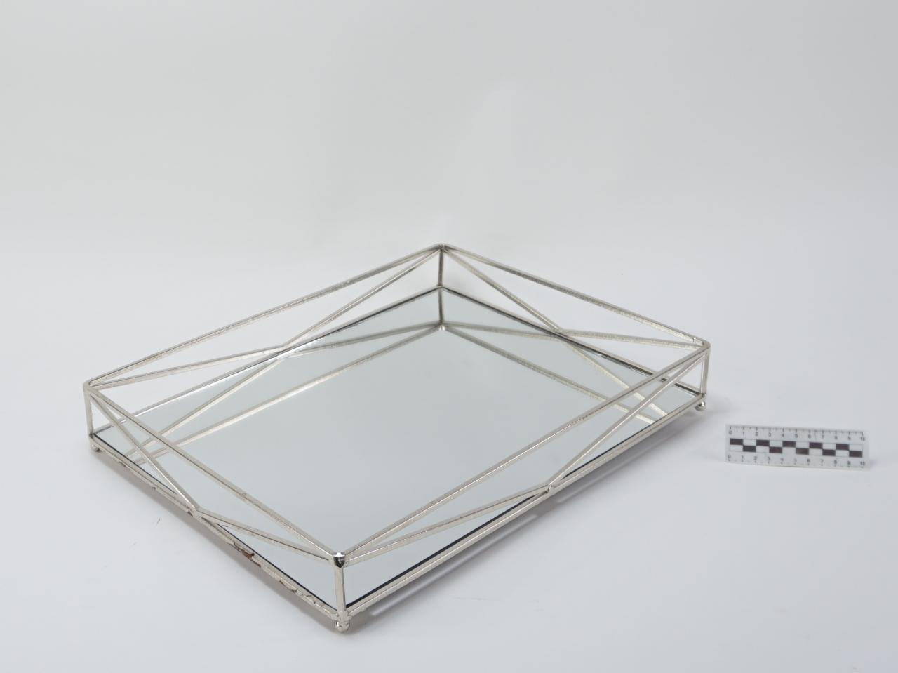 TRAY