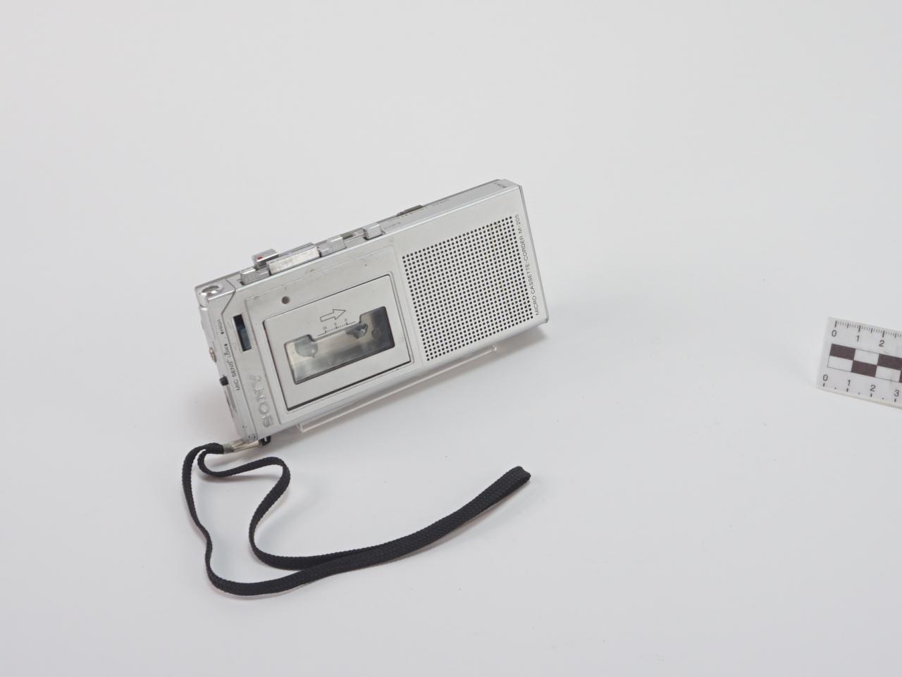 DICTAPHONE