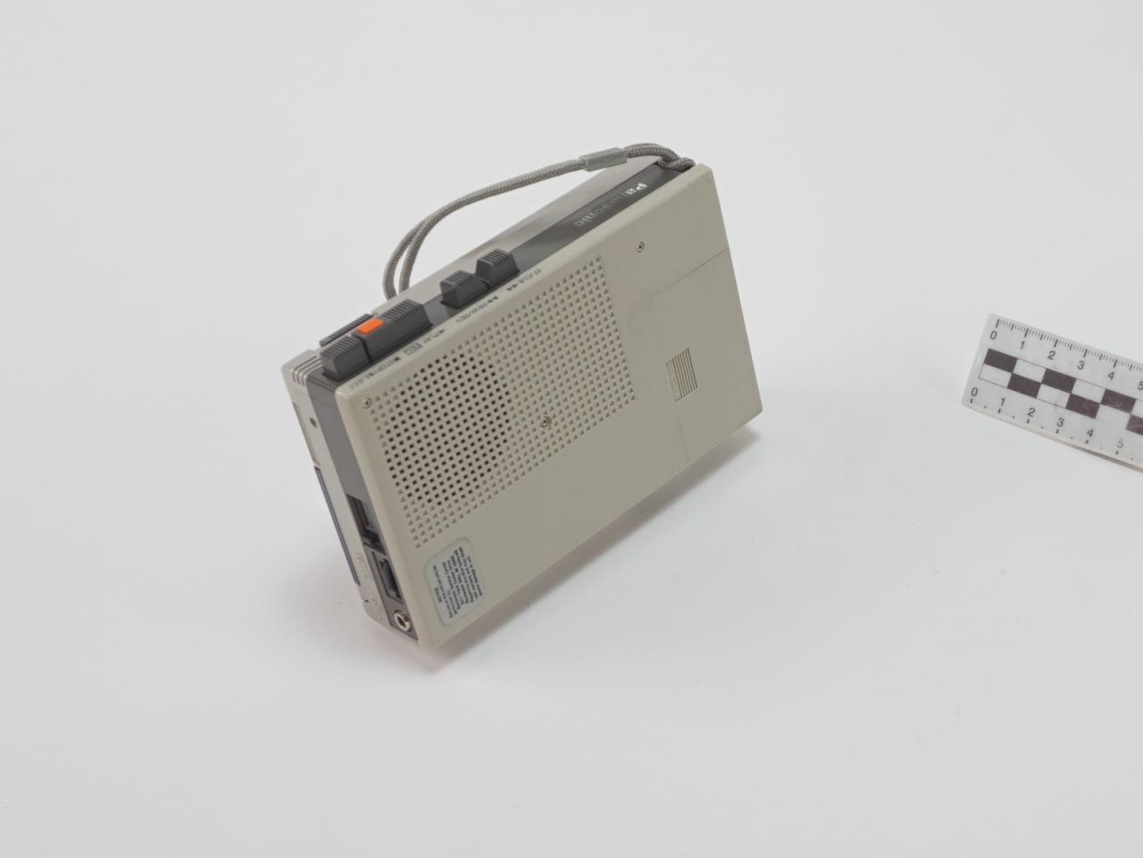 DICTAPHONE