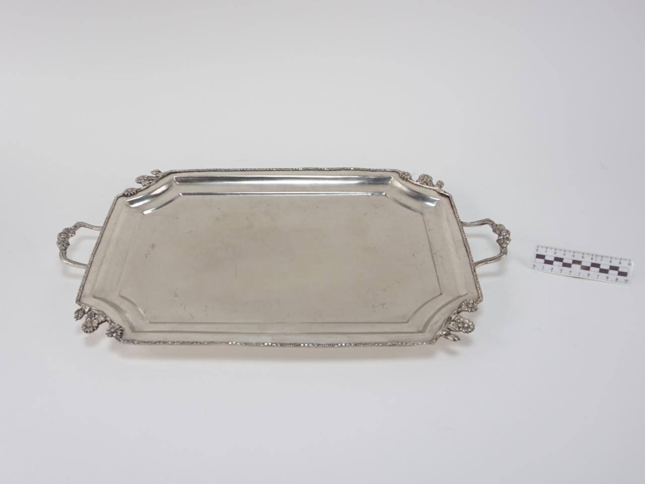 TRAY