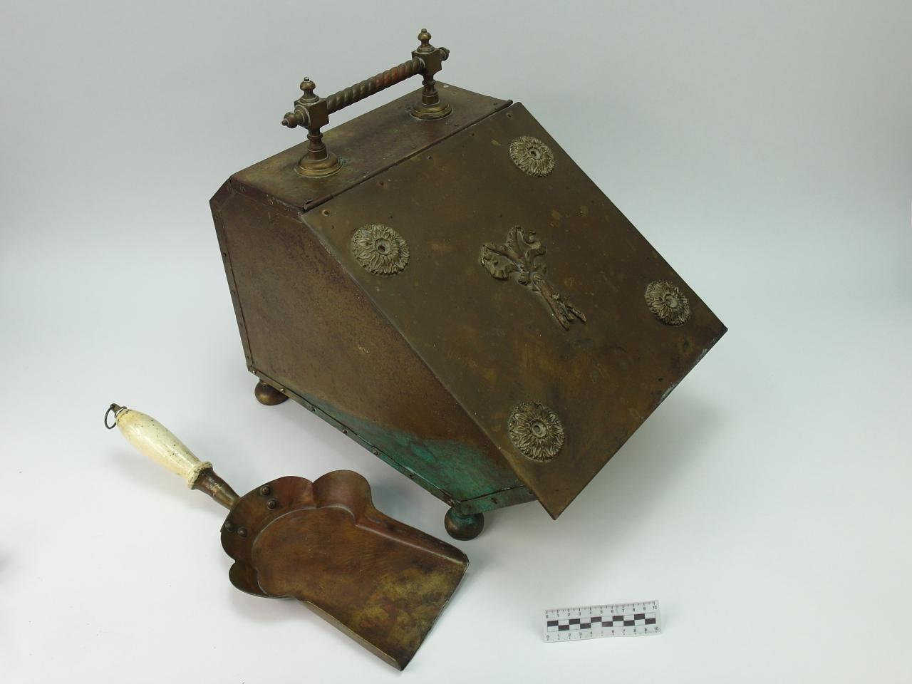 COAL SCUTTLE