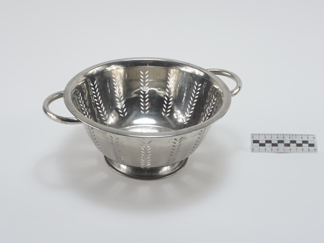 COLANDER