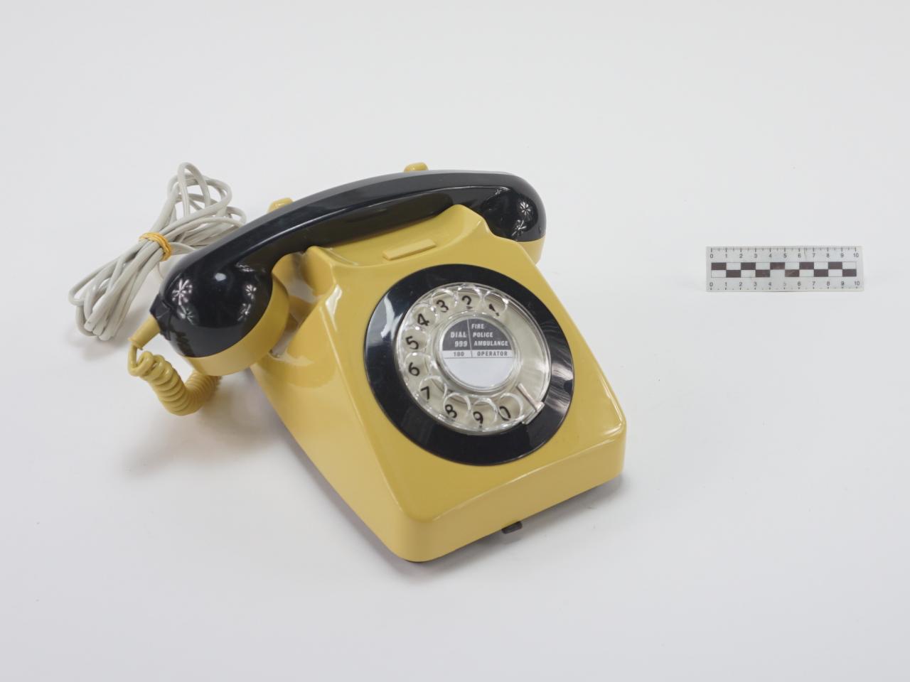 TELEFON STACJONARNY