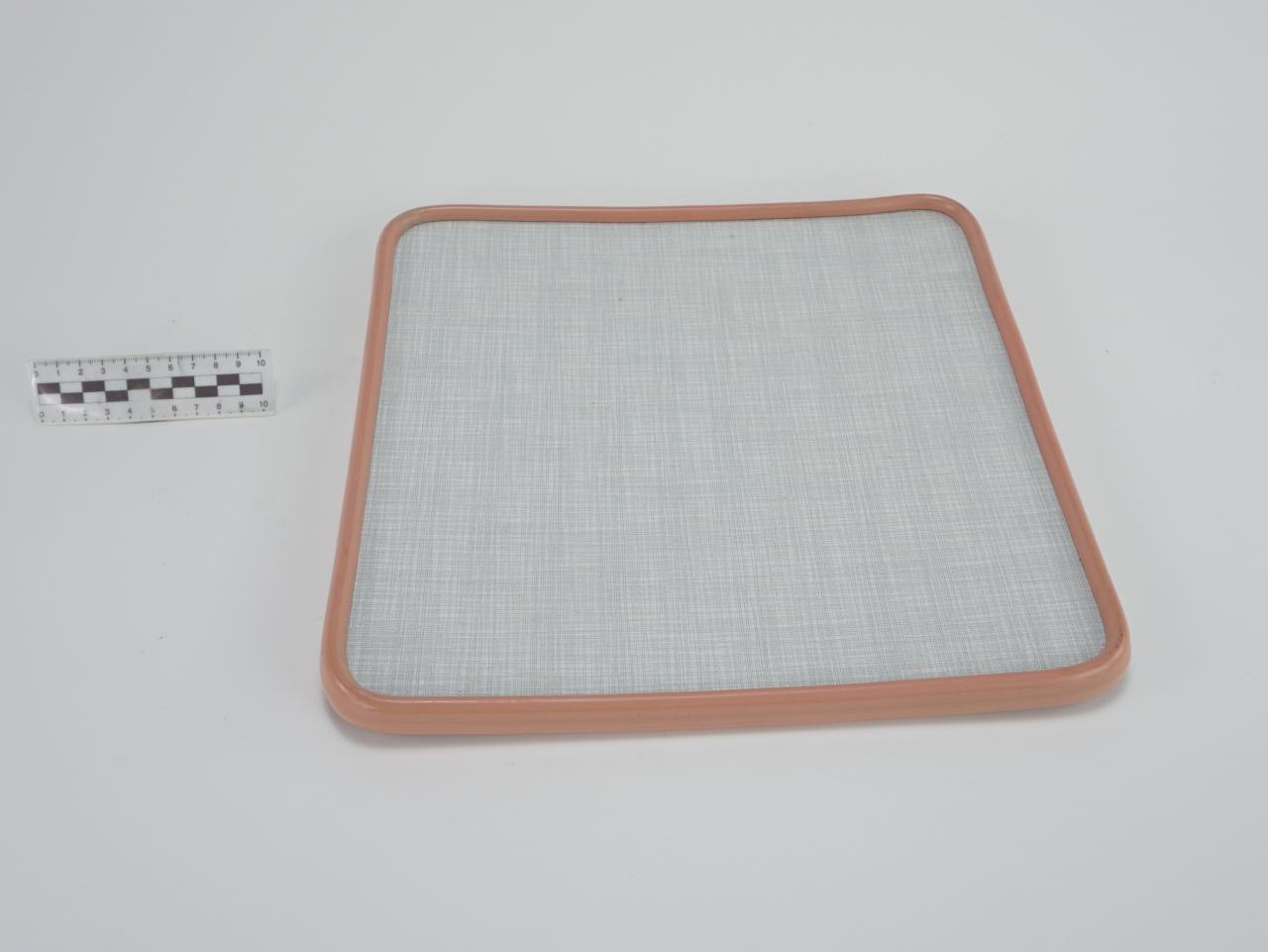 TRAY