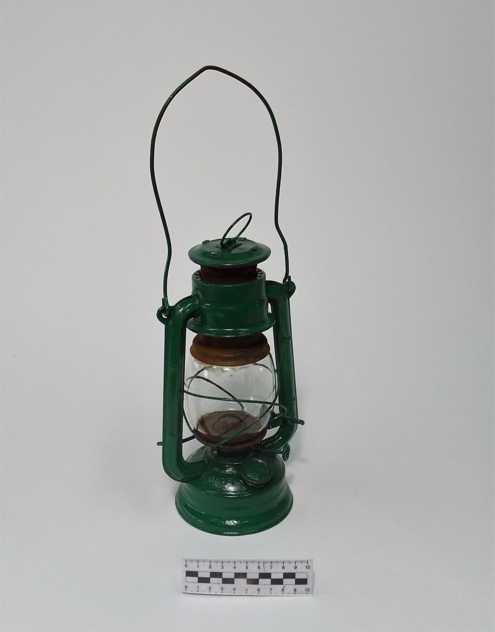 LAMPA NAFTOWA