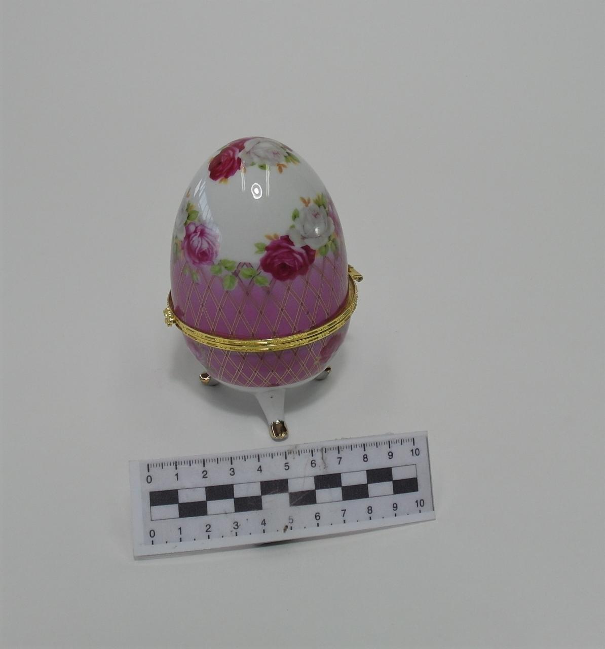 FIGURKA OZDOBNA