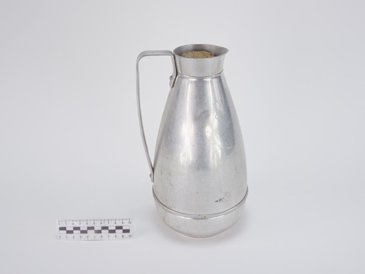 THERMOS