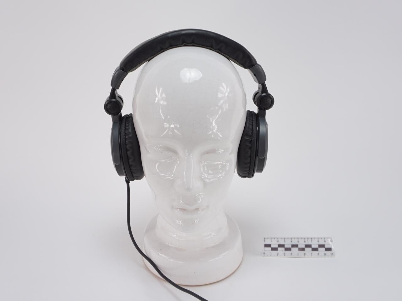 HEADPHONES